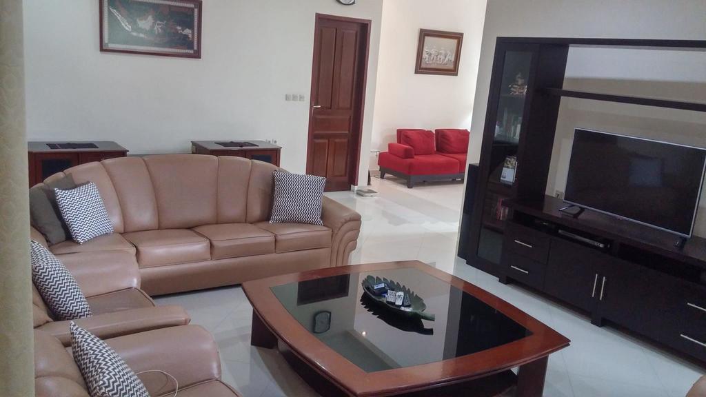 Villa Rumah Ibu Dago Bandung Esterno foto
