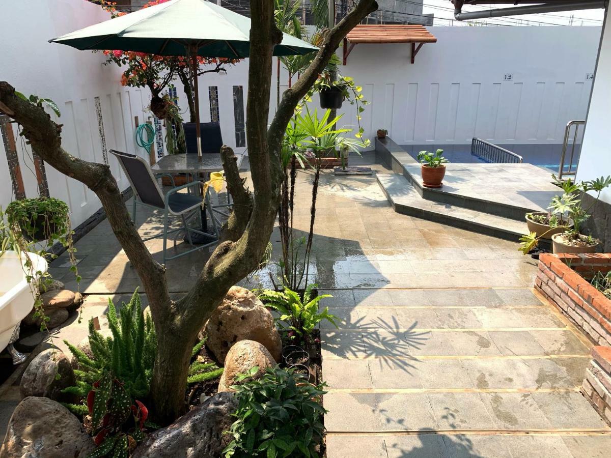 Villa Rumah Ibu Dago Bandung Esterno foto