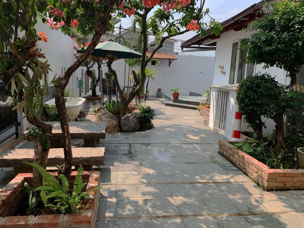 Villa Rumah Ibu Dago Bandung Esterno foto